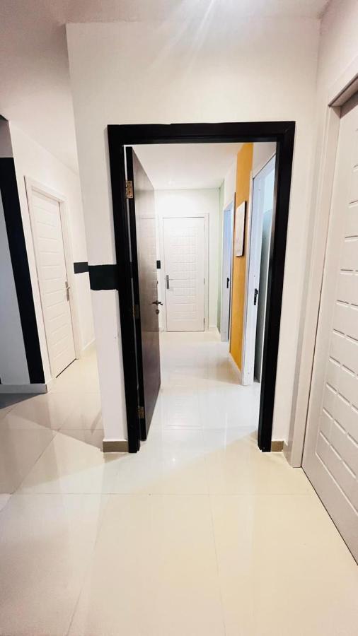 Traveller Partition Room In Al Barsha 1 Near Metro Дубай Екстериор снимка